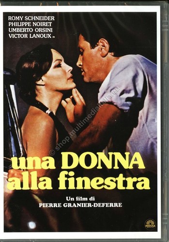 Una donna alla finestra - una,