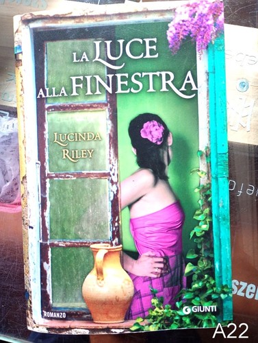 Luce alla finestra riley - luce,
